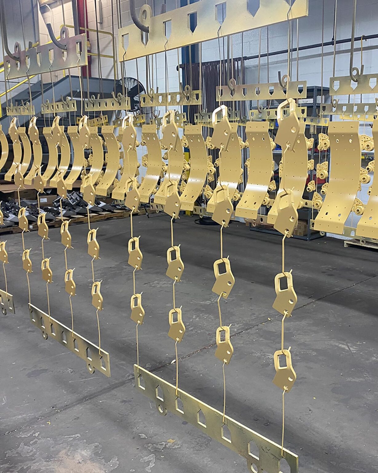 Industrial Liquid Wet Painting Large Weldments Wet Paint Systems